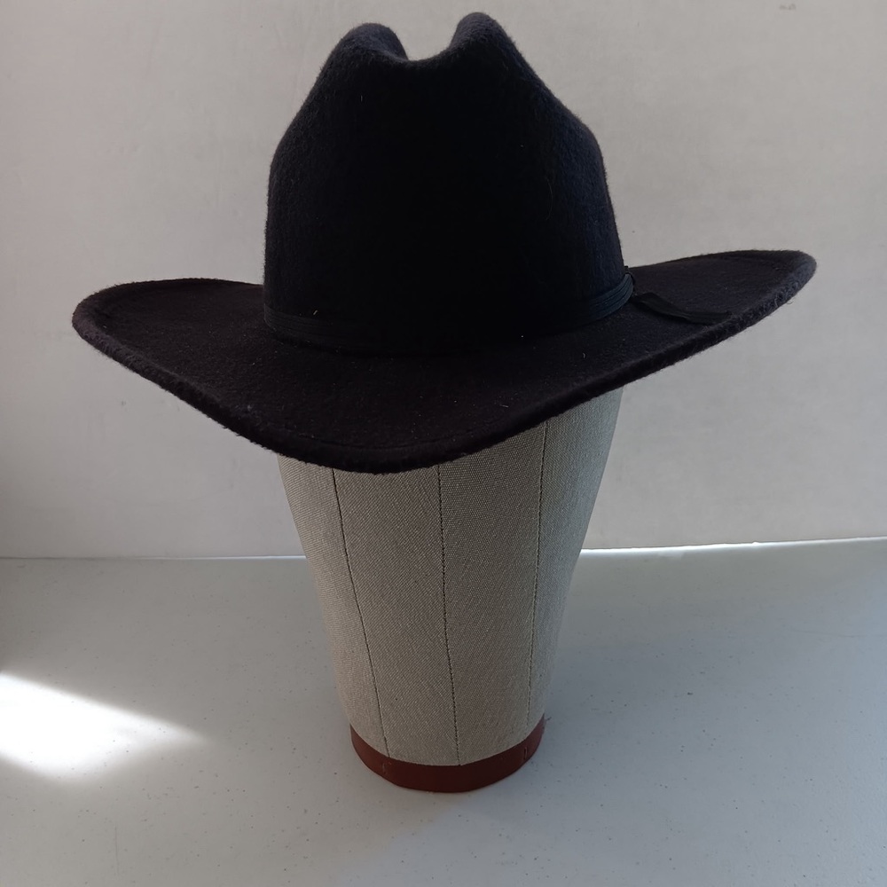 Summit  Black 100 % Wool Felt Cowboy Hat Western Style Size 6 7/8